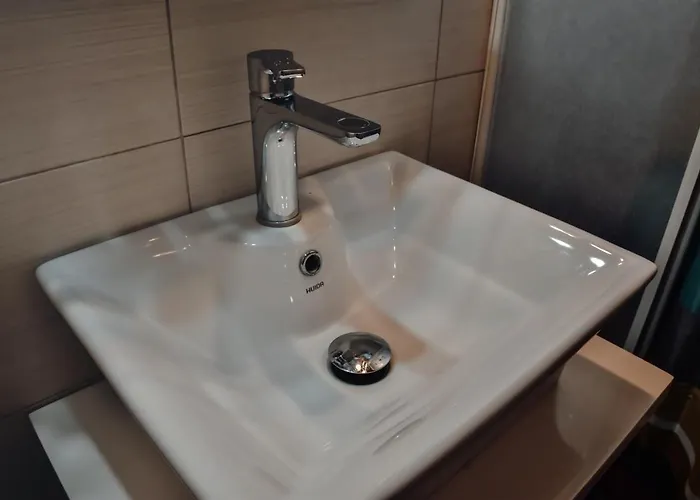 Eleonora αnissaras Hotel