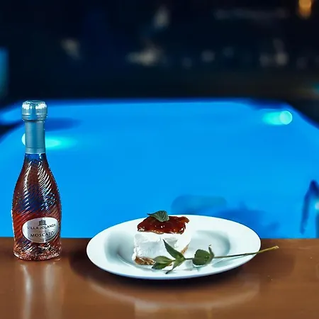 Eleonora αnissaras Hotel 3*