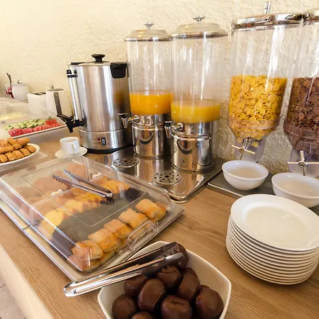 Eleonora αnissaras Hotel