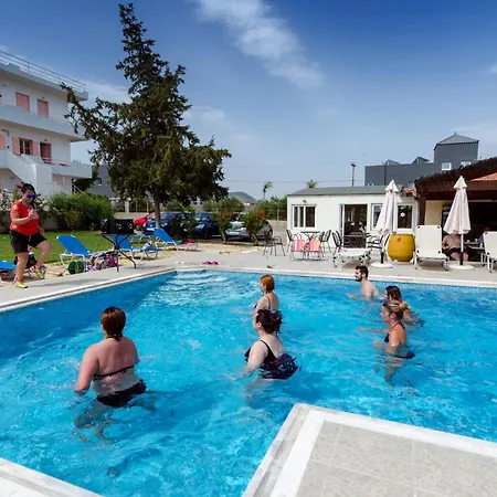 Hotel Eleonora αnissaras 3*