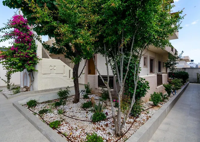 Eleonora αnissaras Hotel