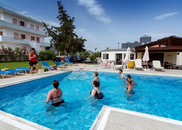 Hotel Eleonora αnissaras 3*