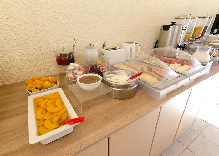 Eleonora αnissaras Hotel