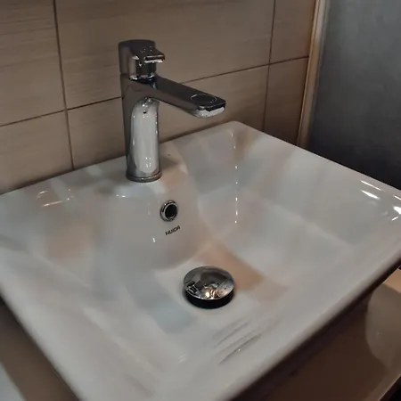 Eleonora αnissaras Hotel