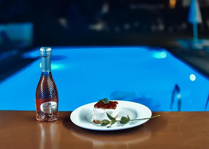 Eleonora αnissaras Hotel 3*