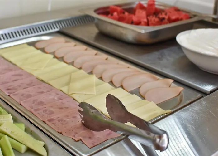 Eleonora αnissaras 3* Hersonissos (Crete)