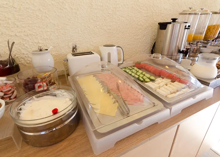 Eleonora αnissaras Hersonissos (Crete)