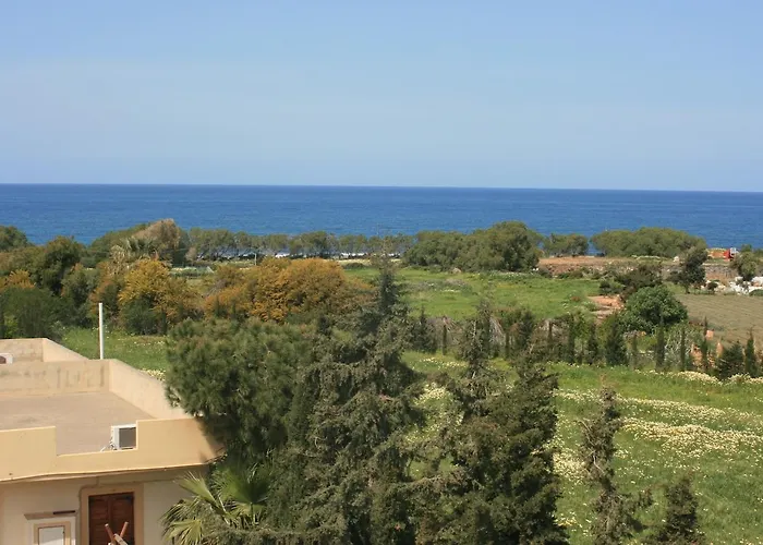 Eleonora αnissaras Hotel 3*